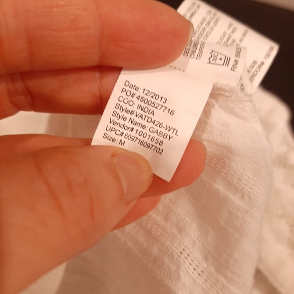 3/$20 VINTAGE AMERICA Sheer Floral Lace Blouse Short Sleeve Keyhole Top - Picture 8 of 10